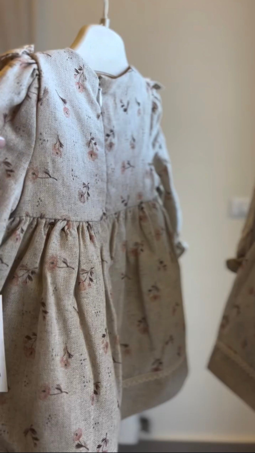 Vestido de algodón floral para niña | Mangas largas | Tejido ligero